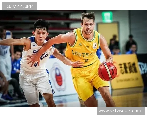 李根的篮球之路:从默默无闻到闪耀赛场的传奇历程 李根的篮球之路:从默默无闻到闪耀赛场的传奇历程